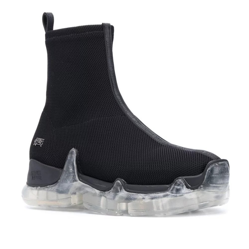 SWEAR London Air Revive Trigger in Black/Clear size 37